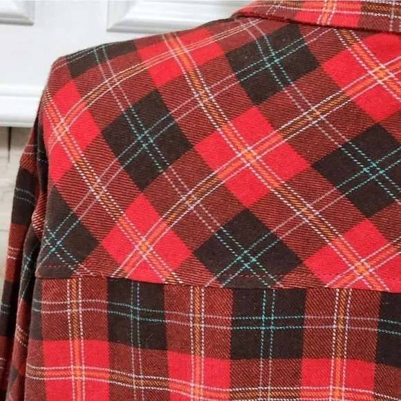 Umgee red plaid fringed button down tunic dress shirt size medium - Picture 6 of 8
